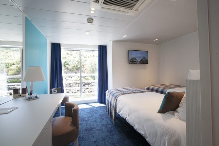 Middle Deck 2 Single Beds Suite - Cat. B
